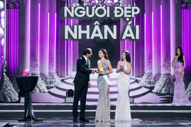 Huỳnh Thị Thanh Thuỷ chính thức trở thành Hoa hậu Việt Nam 2022 - Ảnh 18.