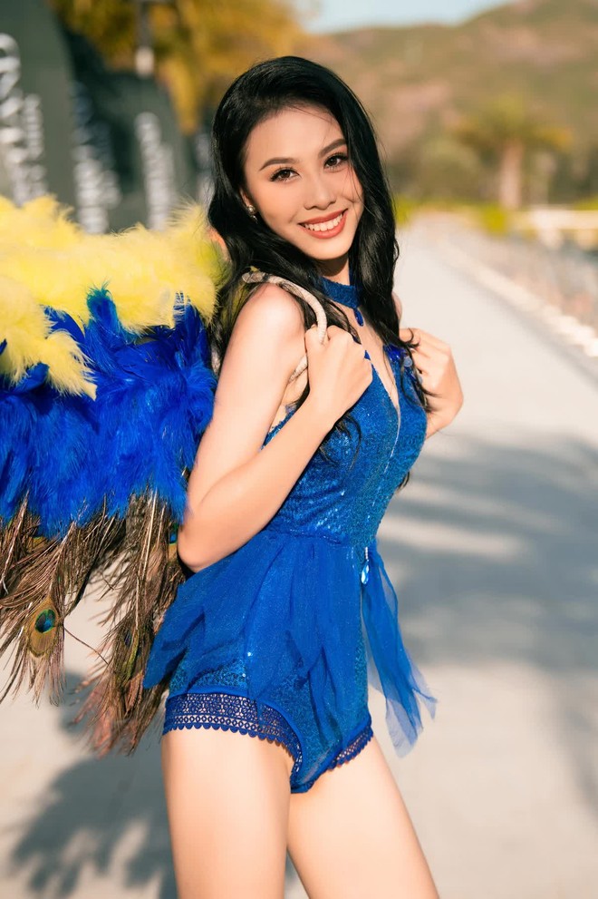 Nhan sắc đời thường của Top 3 Hoa hậu Việt Nam: Á hậu 2 gợi cảm, khác biệt với Hoa Hậu và Á hậu 1 - Ảnh 7.