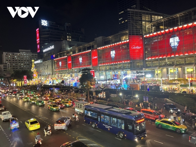 Không khí đón Giáng sinh tại Bangkok - Ảnh 2. Không khí đón Giáng sinh tại Bangkok - Ảnh 2.