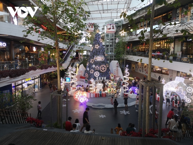 Không khí đón Giáng sinh tại Bangkok - Ảnh 9.