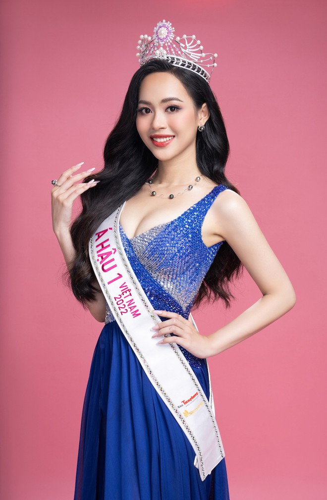 Hoa hậu Huỳnh Thị Thanh Thủy c&oacute; gương mặt c&acirc;n đối hiếm c&oacute; - Ảnh 10.