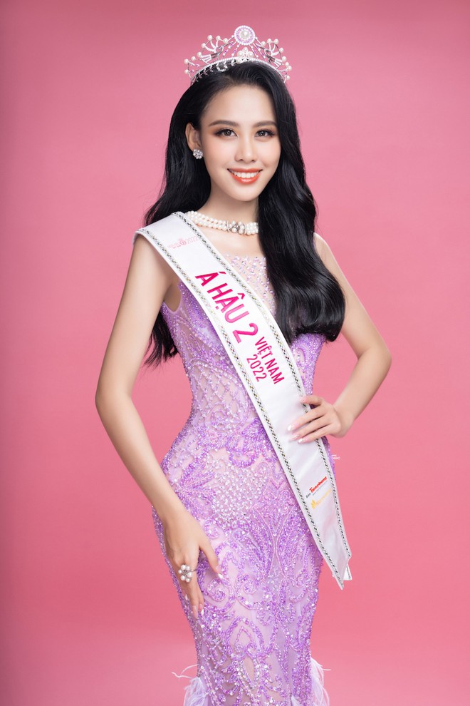 Hoa hậu Huỳnh Thị Thanh Thủy c&oacute; gương mặt c&acirc;n đối hiếm c&oacute; - Ảnh 9.
