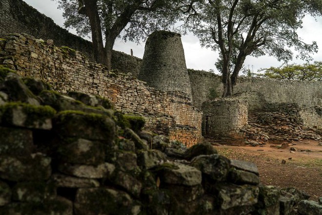 Great Zimbabwe: Tàn tích kỳ lạ của châu Phi - Ảnh 3.