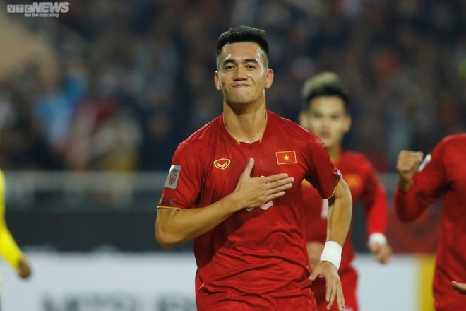 Đè bẹp Malaysia, tuyển Việt Nam chiếm ngôi đầu bảng B AFF Cup 2022 - Ảnh 1.