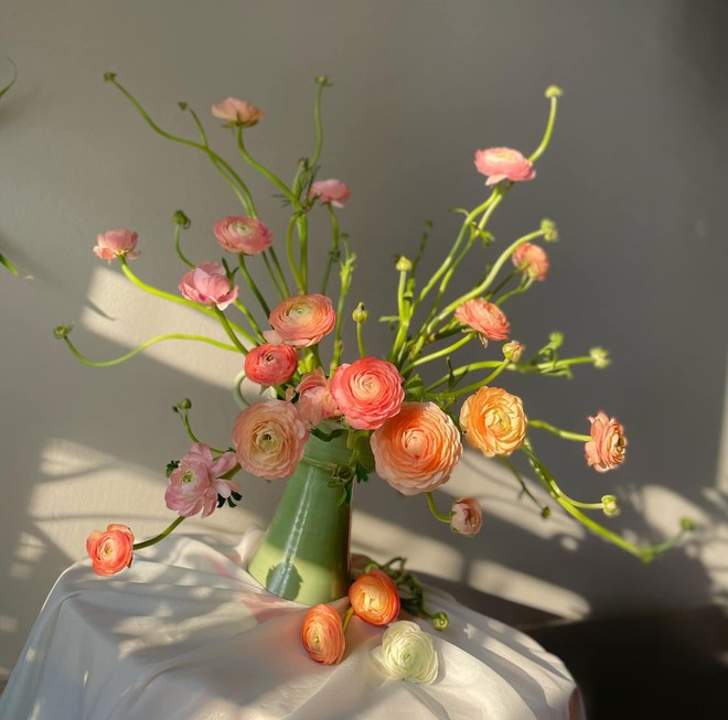 Gợi &yacute; c&aacute;ch cắm hoa mao lương tuyệt đẹp chơi Tết dương lịch - Ảnh 10.