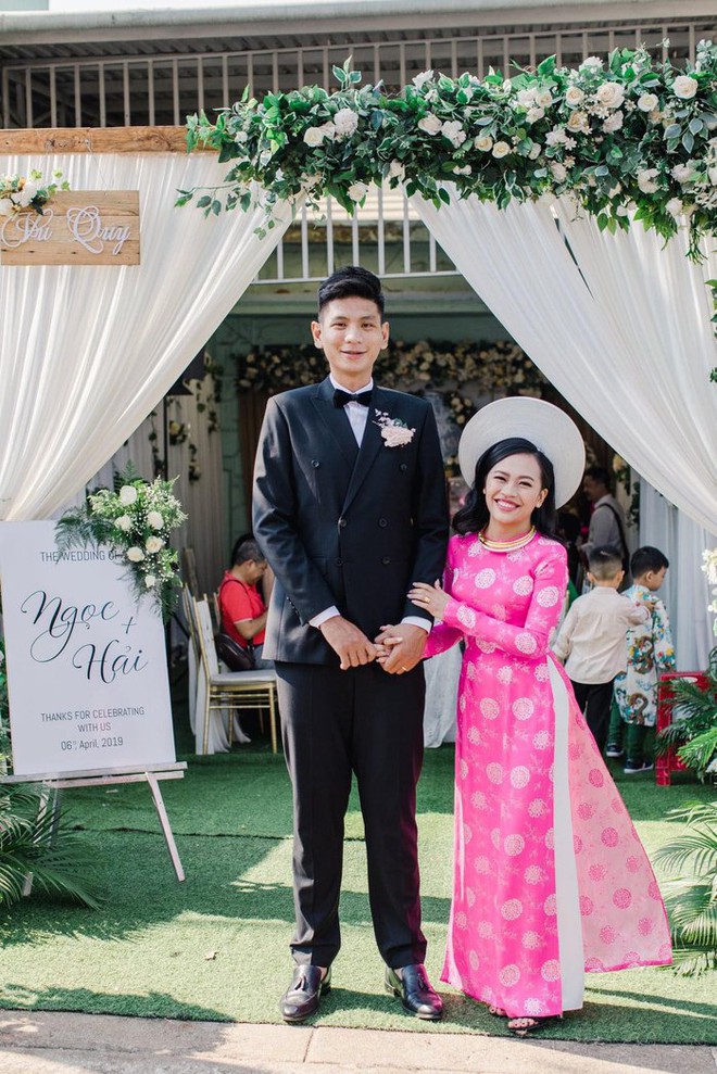 Cặp đ&ocirc;i &ldquo;M&eacute;t 9 M&eacute;t 5&rdquo; y&ecirc;u nhau ngay lần đầu n&oacute;i chuyện, đi đến đ&acirc;u cũng c&oacute; người ch&uacute; &yacute; - Ảnh 3.