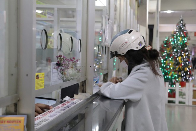 H&igrave;nh ảnh 2 bến xe lớn ở TP.HCM trước Tết - Ảnh 7.