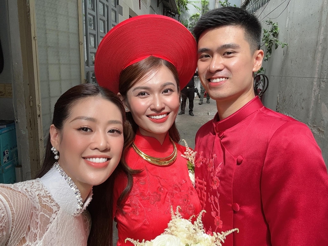 Lễ vu quy Á hậu Thùy Dung: Visual cô dâu chú rể 10 điểm, dàn bê tráp toàn mỹ nhân đình đám - Ảnh 7.