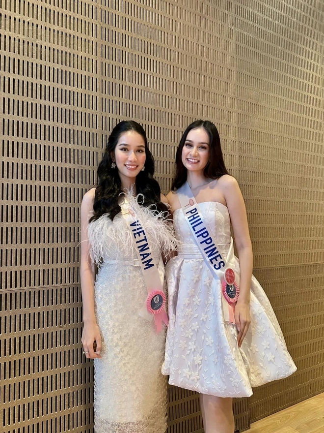Á hậu Phương Anh đọ sắc xinh đẹp cùng các thí sinh Miss International 2022 - Ảnh 4.