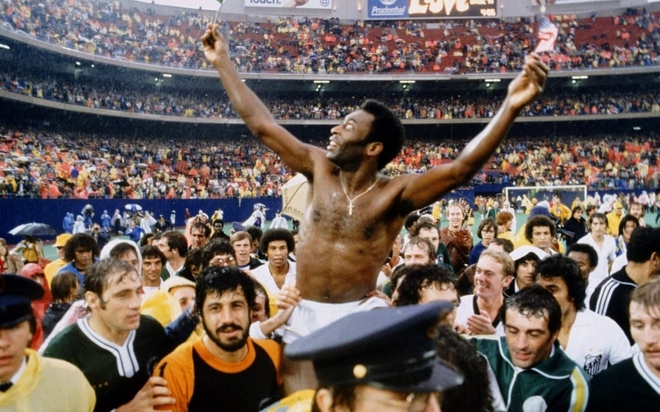 Những kỷ lục của “Vua bóng đá” Pele ở sân chơi World Cup - Ảnh 1.