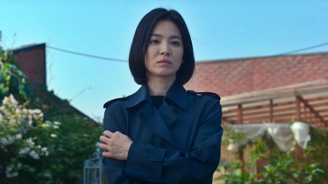 Song Hye Kyo 41 tuổi vẫn đóng em gái đôi mươi ở The Glory, soi cận mặt mà muốn nhắn chị đừng cưa sừng làm nghé nữa! - Ảnh 6.