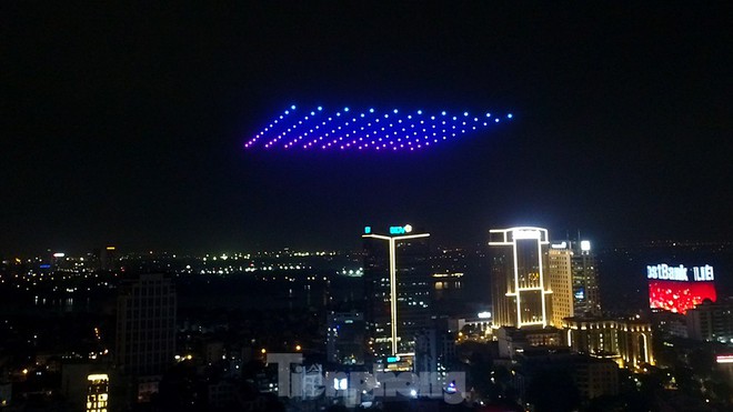 Người dân Hà Nội sẽ được thưởng thức Countdown Night 2023 bởi ánh sáng từ hàng trăm Drone - Ảnh 8.