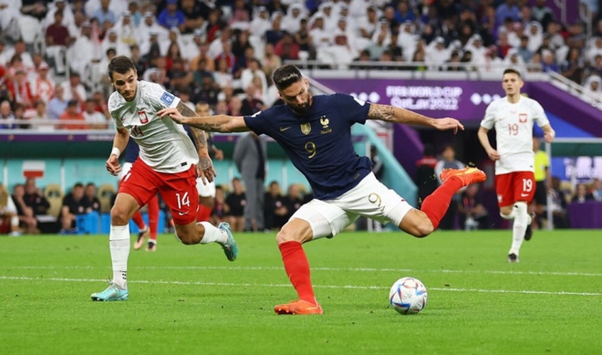 Giroud và Mbappe thay nhau ghi bàn, Pháp dễ dàng vào tứ kết World Cup 2022 - Ảnh 2.