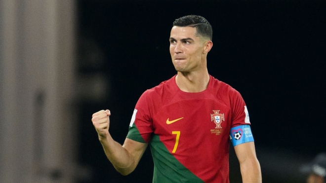 World Cup 2022: Chờ Ronaldo phá dớp tịt ngòi - Ảnh 1.