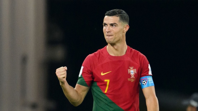 World Cup 2022: Chờ Ronaldo ph&aacute; dớp tịt ng&ograve;i - Ảnh 1.