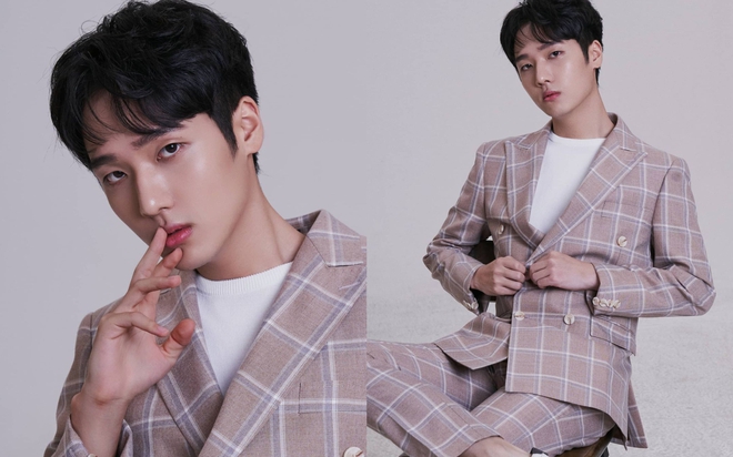 Nhận kh&ocirc;ng ra sao nh&iacute; Dream High sau 11 năm: Lột x&aacute;c hậu nhập ngũ, bất ngờ khi so với Taecyeon (2PM) - Ảnh 4.