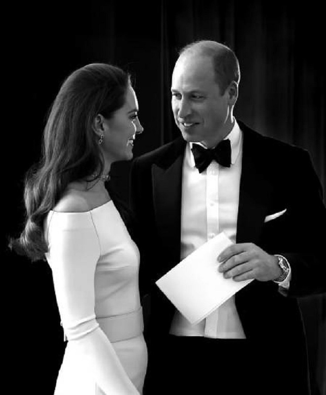 Động thái của vương thất Anh trước giờ phim tài liệu bom tấn của Vương tử Harry và Meghan phát sóng - Ảnh 3.