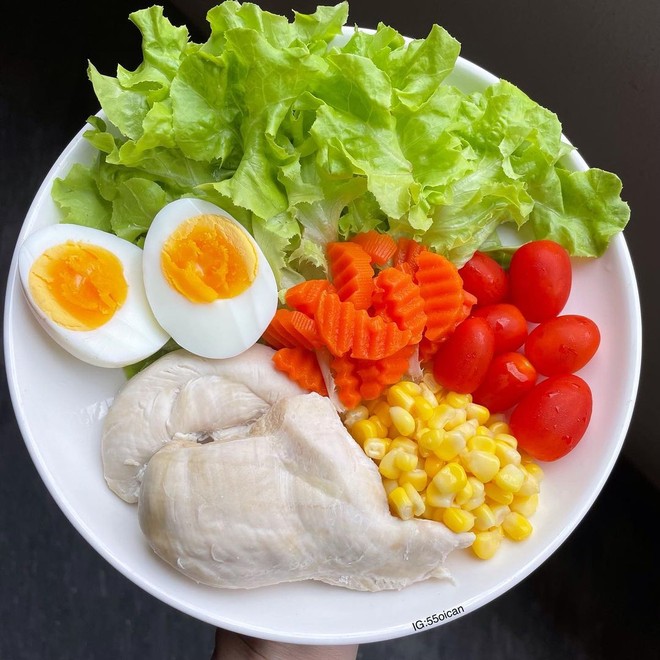 Từ giờ đến Tết, n&agrave;ng c&ocirc;ng sở ăn ức g&agrave; v&agrave;o bữa trưa theo c&aacute;ch n&agrave;y sẽ giảm c&acirc;n v&agrave; thon thả thấy r&otilde; - Ảnh 6.