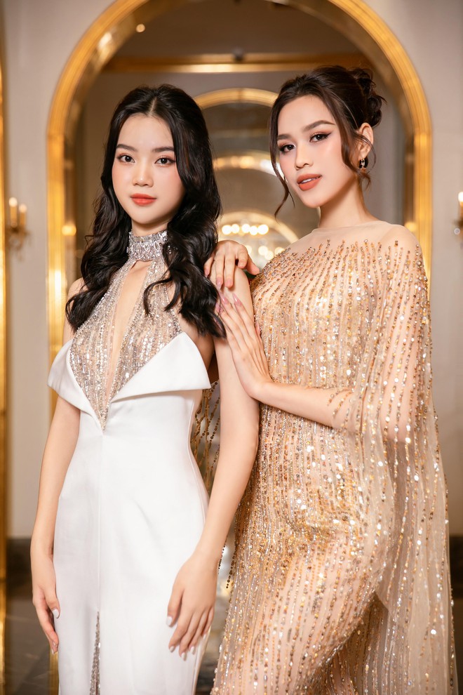 Đỗ Thị Hà khoe chân dài 1,1 m cùng top 3 Người đẹp tài năng Hoa hậu Việt Nam 2022 - Ảnh 12.