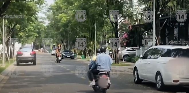Sơn T&ugrave;ng đ&iacute;ch thị l&agrave; kiểu trai truyền thống: Hiếm hoi ra đường với Hải T&uacute; lại đ&uacute;ng ng&agrave;y đặc biệt, thực hiện thủ tục kh&ocirc;ng chệch ph&aacute;t n&agrave;o! - Ảnh 3.