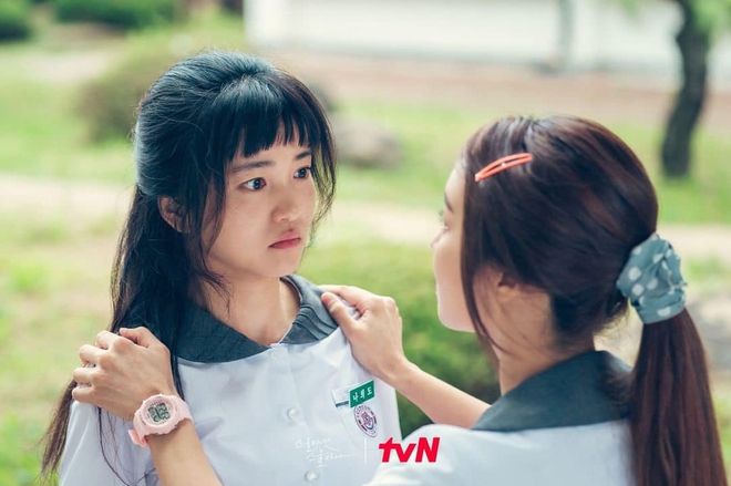 Lộ diện mỹ nhân U40 đóng học sinh đỉnh hơn cả Park Bo Young: Nhìn kiểu gì cũng như gái 18, mặt mộc vẫn xinh xỉu - Ảnh 3.