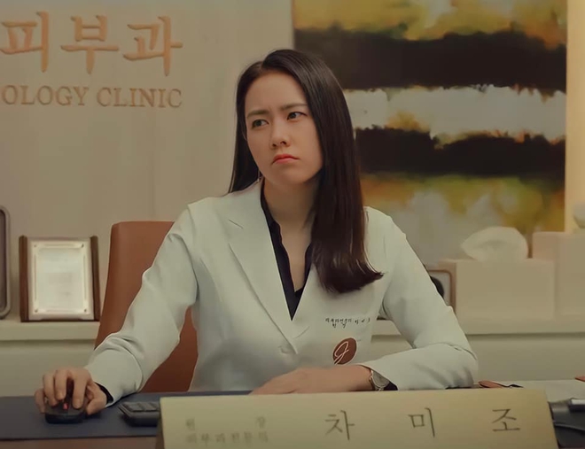 Son Ye Jin lại khoe mặt mộc ở phim mới, nhan sắc tuổi 39 c&oacute; xứng đ&aacute;ng đẳng cấp nữ thần? - Ảnh 7.