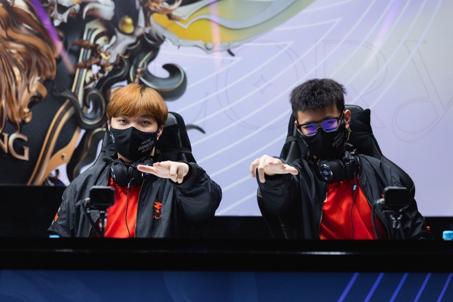 C&acirc;u hỏi lớn cho Team Flash: L&agrave;m g&igrave; để t&igrave;m lại &aacute;nh h&agrave;o quang từ ng&ocirc;i vương Đấu Trường Danh Vọng? - Ảnh 4.