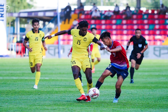 U23 Lào lập chiến tích khó tin, hạ đẹp U23 Malaysia để rộng đường vào bán kết - Ảnh 2.