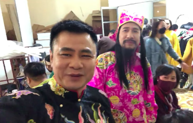 NS Tự Long h&eacute; lộ hậu trường T&aacute;o Qu&acirc;n, khiến kh&aacute;n giả ngậm ng&ugrave;i khi nhắc đến NS C&ocirc;ng L&yacute;, MC Thảo V&acirc;n - Ảnh 3.