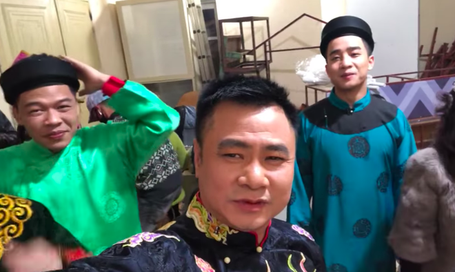 NS Tự Long h&eacute; lộ hậu trường T&aacute;o Qu&acirc;n, khiến kh&aacute;n giả ngậm ng&ugrave;i khi nhắc đến NS C&ocirc;ng L&yacute;, MC Thảo V&acirc;n - Ảnh 2.
