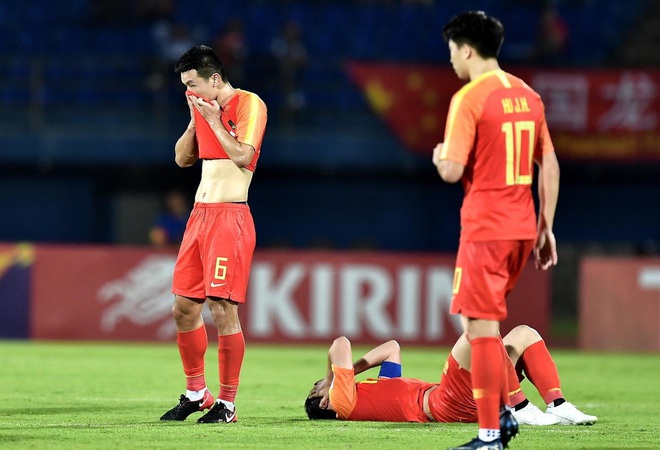 Báo Trung Quốc ngán ngẩm: U23 Trung Quốc không có cửa để so sánh với U23 Việt Nam - Ảnh 2.