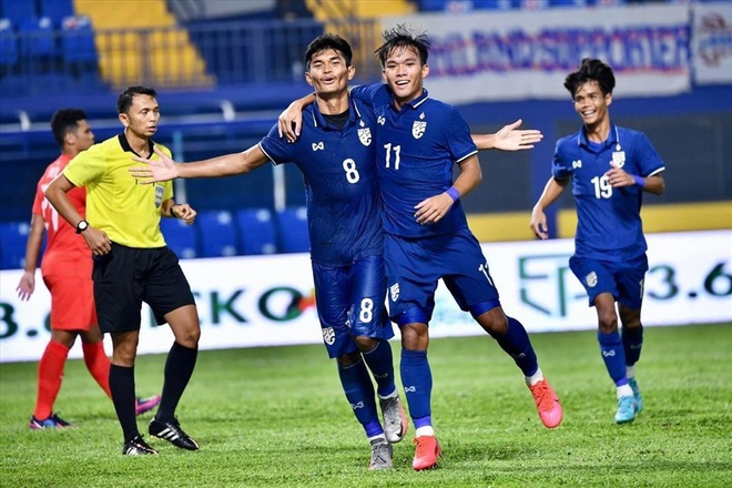 Báo Thái Lan: “Lứa U19 Thái Lan sẽ đánh bại U23 Việt Nam để làm rung chuyển Đông Nam Á” - Ảnh 1.