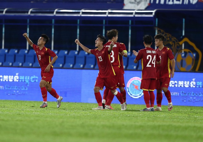Báo Trung Quốc sửng sốt với chiến thắng của U23 Việt Nam, lo sợ đội nhà thua cả… Lào - Ảnh 1.