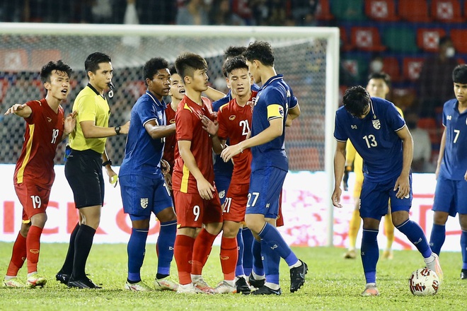 Không chấp nhận thua cuộc, CĐV Thái Lan thả cơn bão chỉ trích hướng về phía U23 Việt Nam - Ảnh 2.