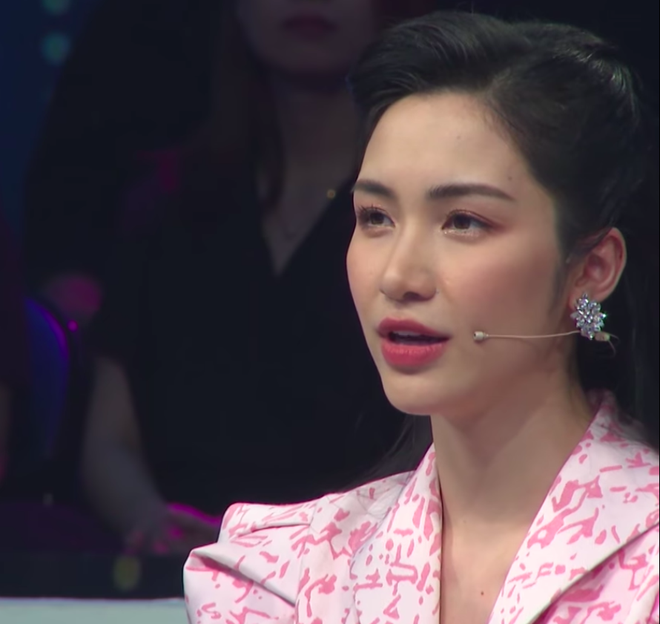 H&ograve;a Minzy: Em hơi kh&oacute; y&ecirc;u, nhưng y&ecirc;u ai cũng như lần đầu ti&ecirc;n vậy - Ảnh 3.