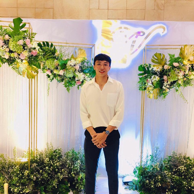 Tất tần tật về người h&ugrave;ng g&aacute;c đền gi&uacute;p U23 Việt Nam v&agrave;o chung kết: Đ&atilde; c&oacute; bạn g&aacute;i, chưa từng được bắt ở V.League - Ảnh 2.