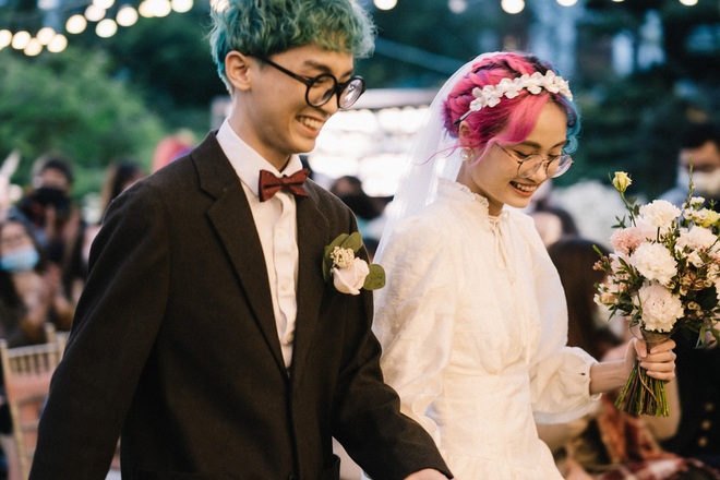 Đ&aacute;m cưới &ldquo;kh&ocirc;ng tưởng&rdquo; của cặp 9X: Mời kh&aacute;ch qua link, kh&ocirc;ng phong b&igrave;, c&ograve;n c&oacute; qu&agrave; mang về - Ảnh 5.