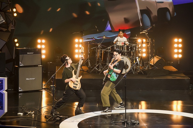 Phương Thanh bất ngờ giới thiệu 2 con trai tr&ecirc;n s&oacute;ng truyền h&igrave;nh - Ảnh 6.