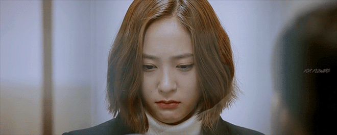 Mỹ nhân Hàn cắt phăng mái tóc dài vì vai diễn: Song Hye Kyo được khen nức nở, idol vạn người mê lại bị chê &quot;y hệt đàn ông&quot; - Ảnh 8.