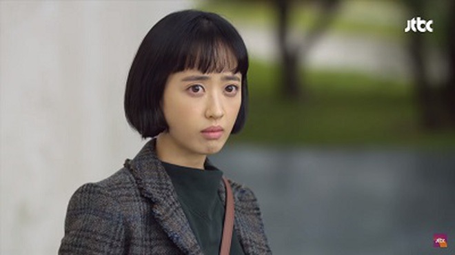Mỹ nhân Hàn cắt phăng mái tóc dài vì vai diễn: Song Hye Kyo được khen nức nở, idol vạn người mê lại bị chê &quot;y hệt đàn ông&quot; - Ảnh 23.