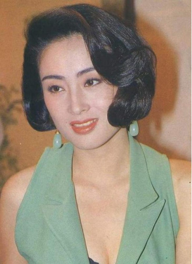 Mỹ nh&acirc;n đẹp nhất phim Ch&acirc;u Tinh Tr&igrave; từng bị Triệu Vy cướp người y&ecirc;u g&acirc;y sốc v&igrave; xuống sắc, cớ sao vẫn được netizen khen ngợi hết lời? - Ảnh 8.