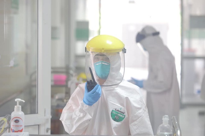 Sau 24h, H&agrave; Nội th&ecirc;m 2.949 ca mắc Covid-19 mới, quận Ho&agrave;ng Mai tiếp tục dẫn đầu - Ảnh 1.
