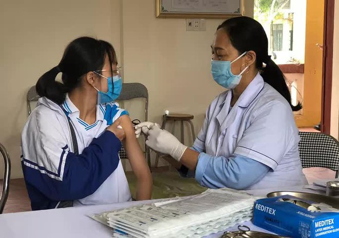 Diễn biến dịch ngày 9/2: Cả nước ghi nhận gần 24.000 ca nhiễm mới; Hơn 60% phụ huynh đồng ý tiêm vaccine COVID-19 cho trẻ 5-11 tuổi - Ảnh 1. Diễn biến dịch ngày 9/2: Cả nước ghi nhận gần 24.000 ca nhiễm mới; Hơn 60% phụ huynh đồng ý tiêm vaccine COVID-19 cho trẻ 5-11 tuổi - Ảnh 1.
