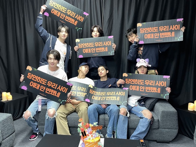 Khổ như fan BTS: 2 năm rồi mới được xem concert của idol nhưng kh&ocirc;ng được h&ograve; reo cổ vũ v&igrave; 1 l&yacute; do! - Ảnh 9.