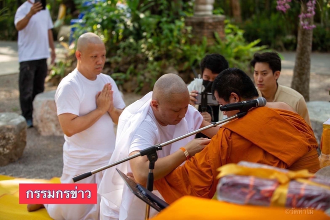 Bị tình nghi trong vụ nữ diễn viên Chiếc Lá Bay tử nạn, 2 nam đại gia bất ngờ xuống tóc xuất gia - Ảnh 9.