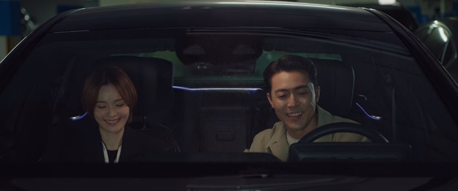 Son Ye Jin chưa g&igrave; đ&atilde; c&oacute; cảnh giường chiếu với trai trẻ, nh&igrave;n chị hạnh ph&uacute;c m&agrave; ghen hộ Hyun Bin lu&ocirc;n! - Ảnh 4.