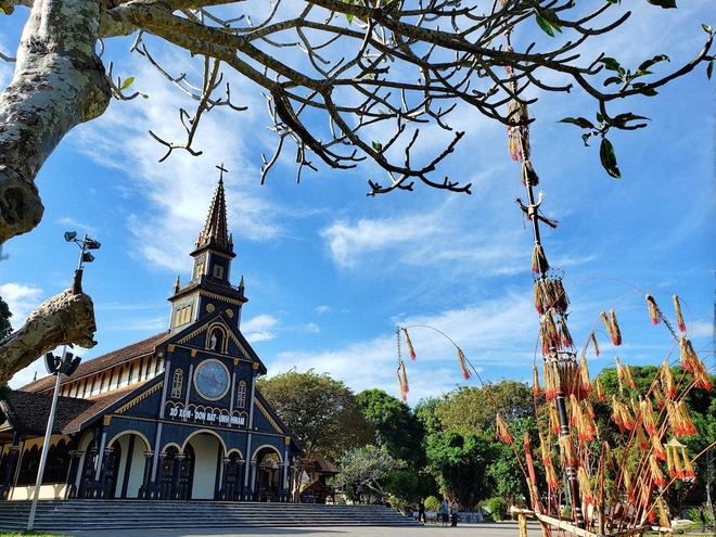 Hoá ra Tây Nguyên tháng 3 cũng đẹp mê hồn, không thua gì các mùa khác trong năm - Ảnh 2.