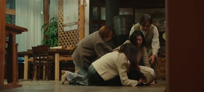 Son Ye Jin sao lại diễn đỉnh thế n&agrave;y? Một tập phim Tuổi 39 th&ocirc;i m&agrave; l&agrave;m kh&aacute;n giả kh&oacute;c l&ecirc;n bờ xuống ruộng! - Ảnh 5.