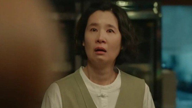 Son Ye Jin sao lại diễn đỉnh thế n&agrave;y? Một tập phim Tuổi 39 th&ocirc;i m&agrave; l&agrave;m kh&aacute;n giả kh&oacute;c l&ecirc;n bờ xuống ruộng! - Ảnh 4.