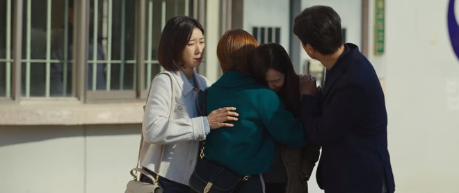 Son Ye Jin sao lại diễn đỉnh thế n&agrave;y? Một tập phim Tuổi 39 th&ocirc;i m&agrave; l&agrave;m kh&aacute;n giả kh&oacute;c l&ecirc;n bờ xuống ruộng! - Ảnh 10.